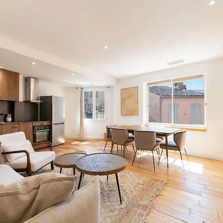 Apartman Place Des Lices - Quaranta *