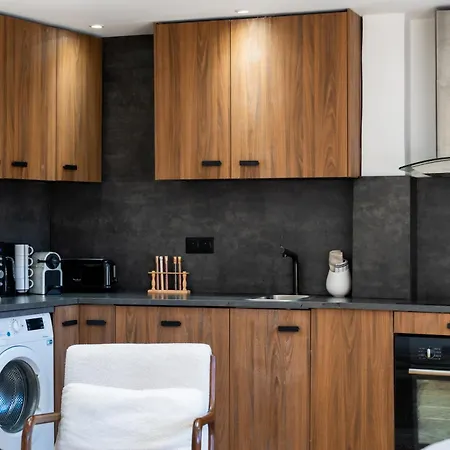 Apartment Place Des Lices - Quaranta Saint-Tropez