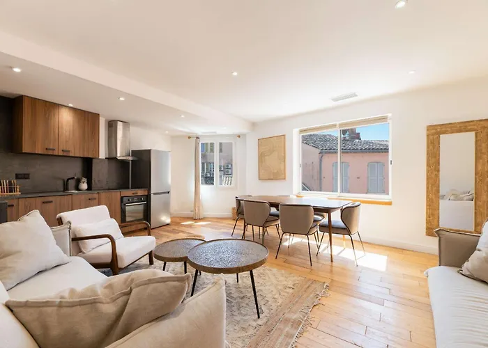 Apartment Place Des Lices - Quaranta *