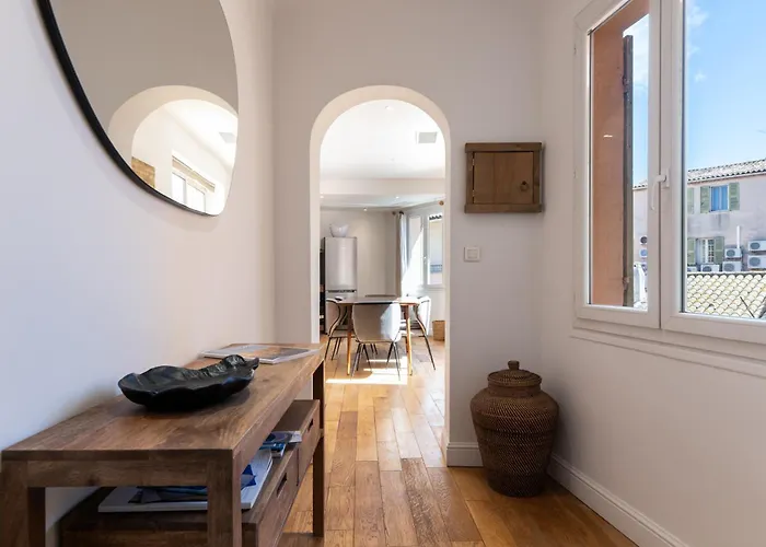 Place Des Lices - Quaranta * Saint-Tropez